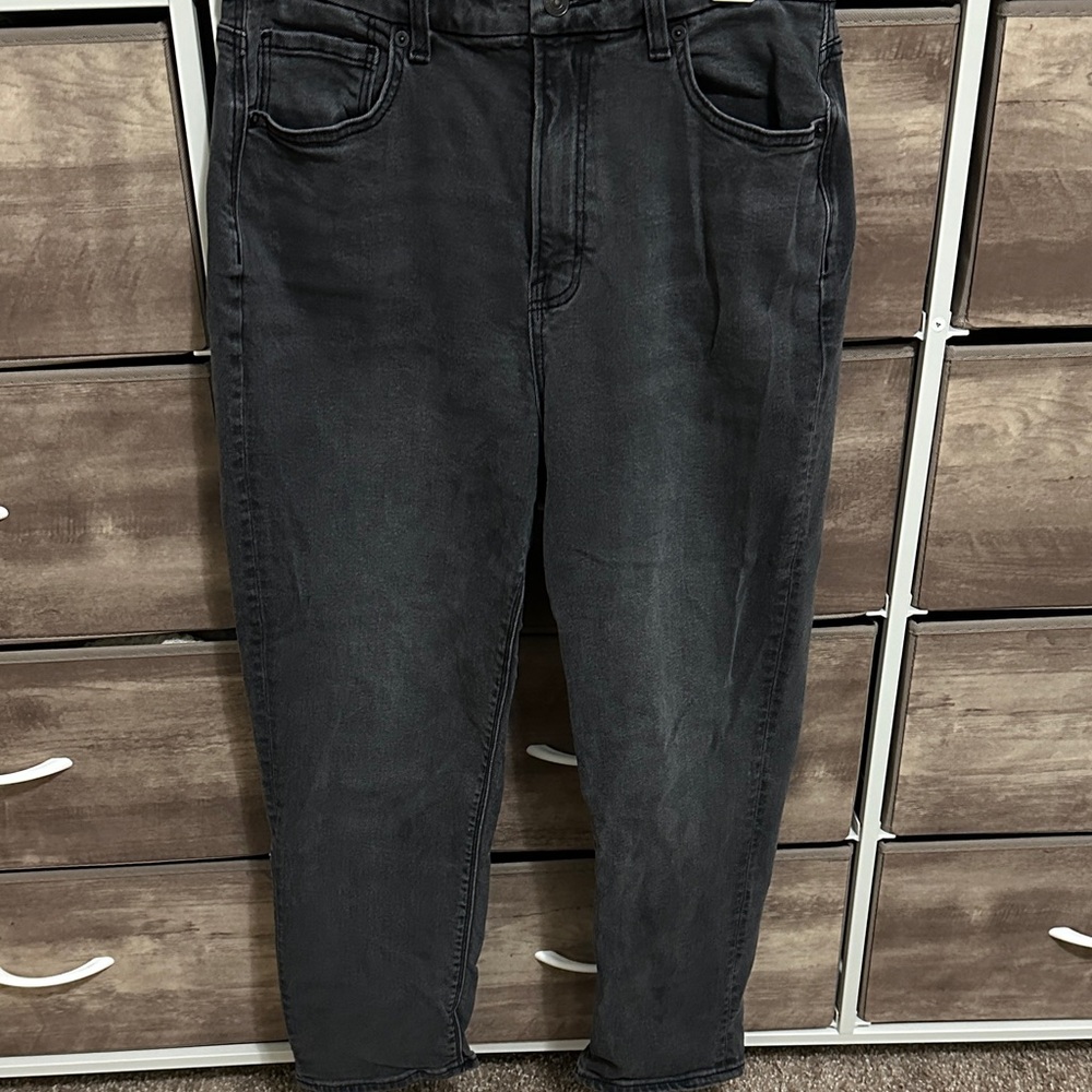 American Eagle Charcoal/Black Curvy Mom Jean Size 10 Short: Discontinued Style